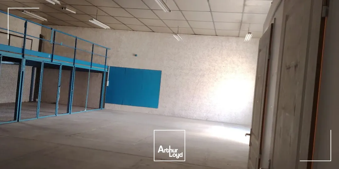 Locaux d'activité & Entrepôts - Location - LA FOUILLOUSE - 42480 - 320-320 - 7669295