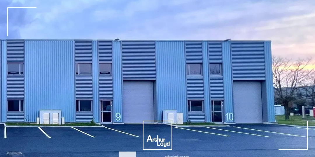 Locaux d'activité & Entrepôts - Vente - SAINT VULBAS - 01150 - 184.38-184.38 - 7669649