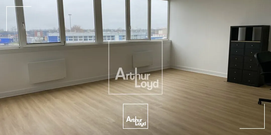 Bureaux - Location - MOISSY CRAMAYEL - 77550 - 51-268 - 7669815