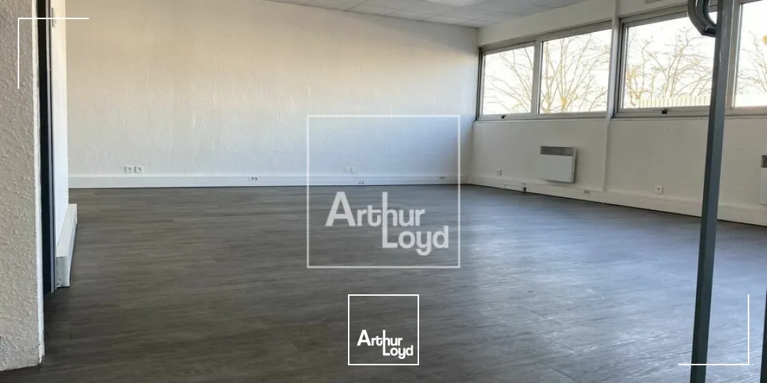 Locaux d'activité & Entrepôts - Location - CHILLY MAZARIN - 91380 - 279-837 - 7669828