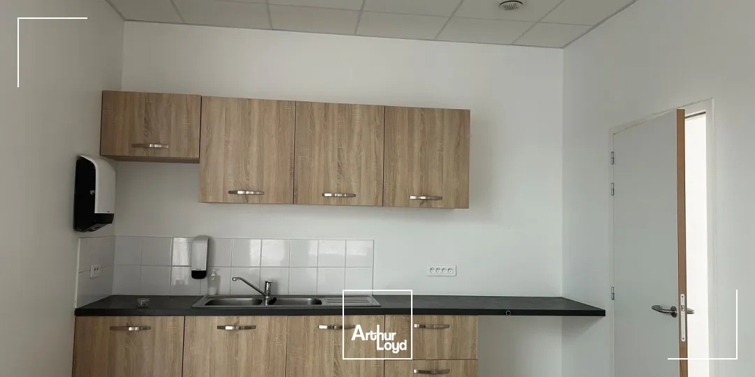 Bureaux - Location - SAINT NAZAIRE - 44600 - 251-251 - 7670110