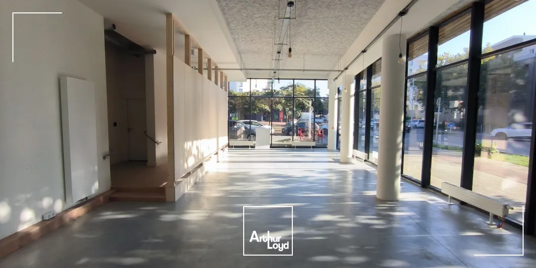 Locaux commerciaux - Location - SAINT NAZAIRE - 44600 - 144-144 - 7670126