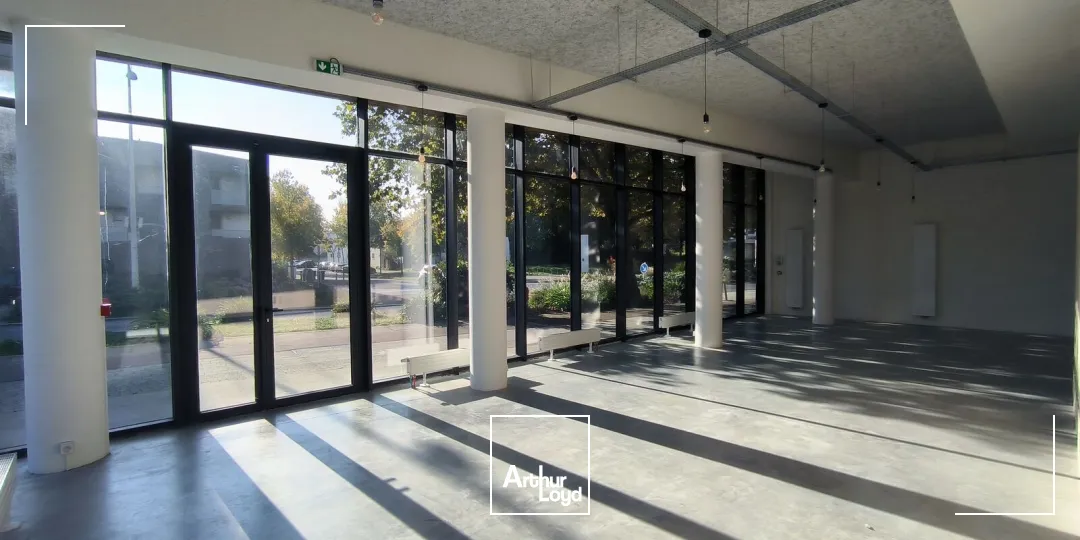 Locaux commerciaux - Location - SAINT NAZAIRE - 44600 - 144-144 - 7670127