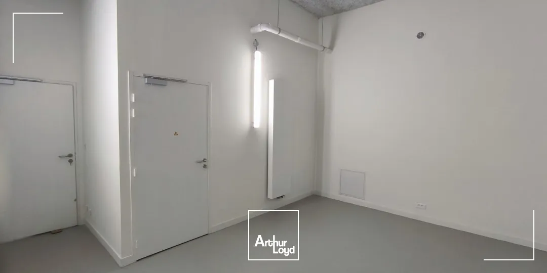 Locaux commerciaux - Location - SAINT NAZAIRE - 44600 - 144-144 - 7670128