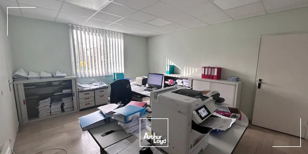 Bureaux - Location - BOURG EN BRESSE - 01000 - 100-100 - 7670144