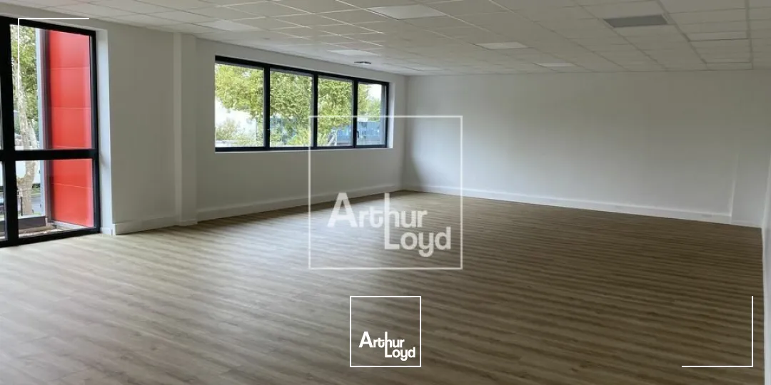 Locaux d'activité & Entrepôts - Location - BONDOUFLE - 91070 - 378-7560 - 7670574