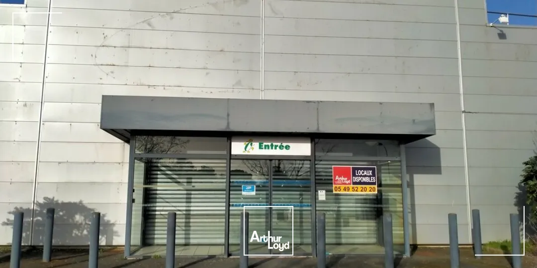 Locaux commerciaux - Location - CHASSENEUIL DU POITOU - 86360 - 1950-1950 - 7670635