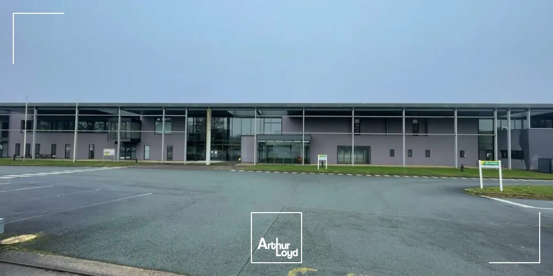 Locaux d'activité & Entrepôts - Location - BOURNEZEAU - 85480 - 5400-5400 - 7670660