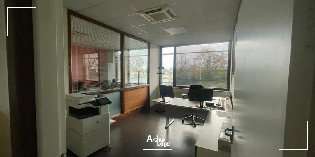 Locaux d'activité & Entrepôts - Location - BOURNEZEAU - 85480 - 5400-5400 - 7670662