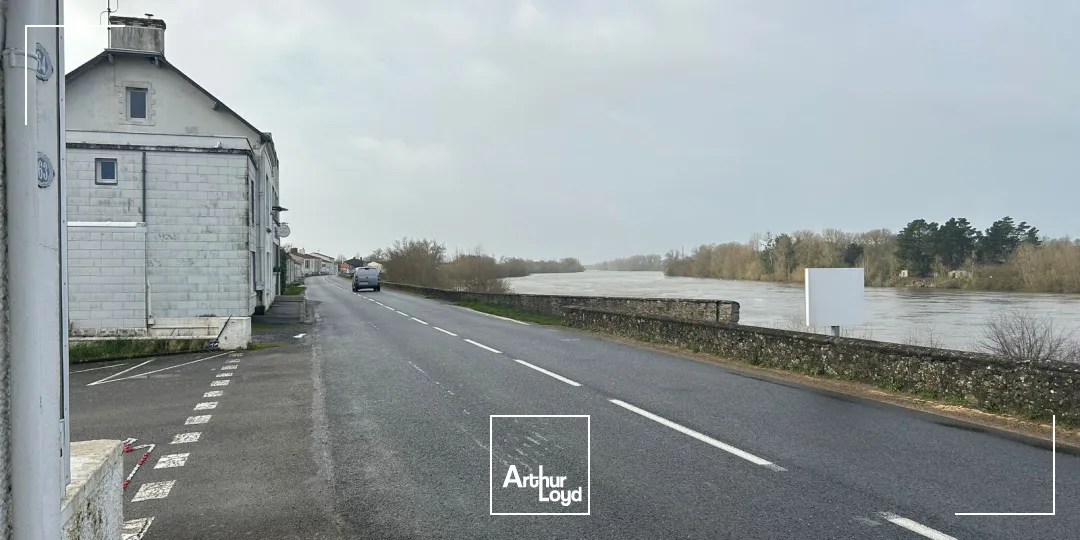 Locaux commerciaux - Location - DIVATTE SUR LOIRE - 44450 - 240-592 - 7670992