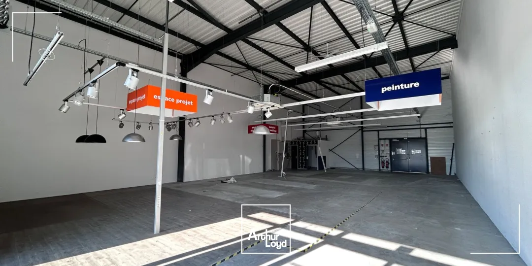 Locaux commerciaux - Location - VINZELLES - 71680 - 227-227 - 7671000