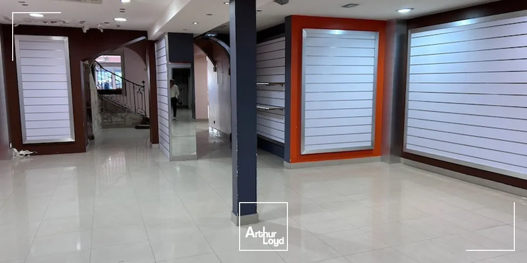 Locaux commerciaux - Location - MACON - 71000 - 185-185 - 7671004