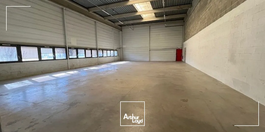 Locaux d'activité & Entrepôts - Location - TRAPPES - 78190 - 527-527 - 7671210