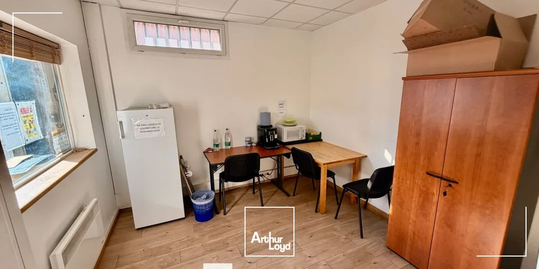 Locaux d'activité & Entrepôts - Location - DECINES CHARPIEU - 69150 - 372-372 - 7671398