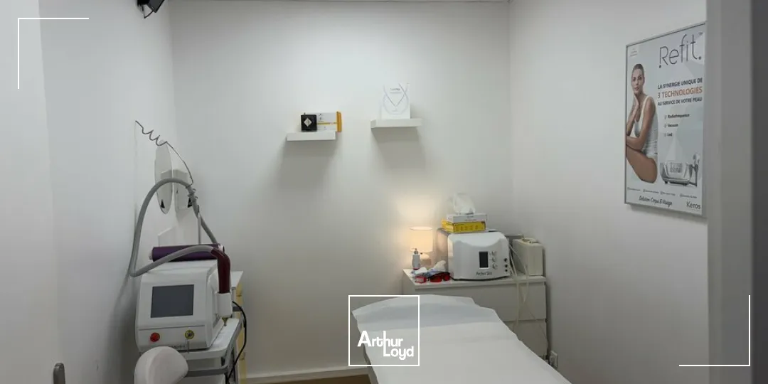 Locaux commerciaux - Location - BESSINES - 79000 - 113-113 - 7671546