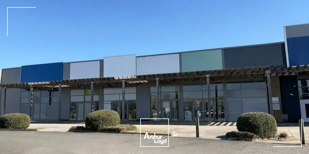 Locaux commerciaux - Location - BESSINES - 79000 - 113-113 - 7671548