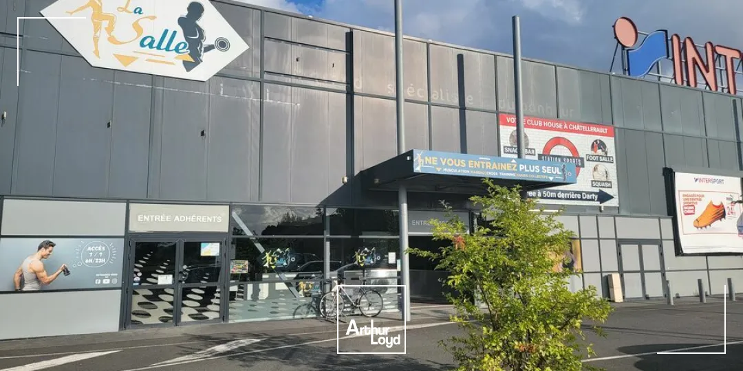 Locaux commerciaux - Location - CHÂTELLERAULT - 86100 - 794-794 - 7671551