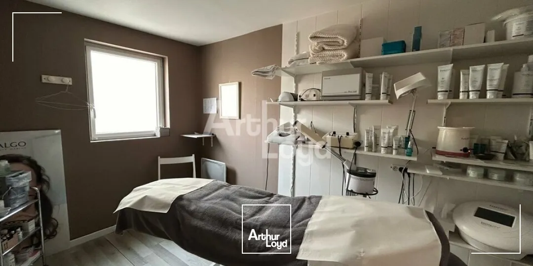 Locaux commerciaux - Location - COUR CHEVERNY - 41700 - 63.2-63.2 - 7671578