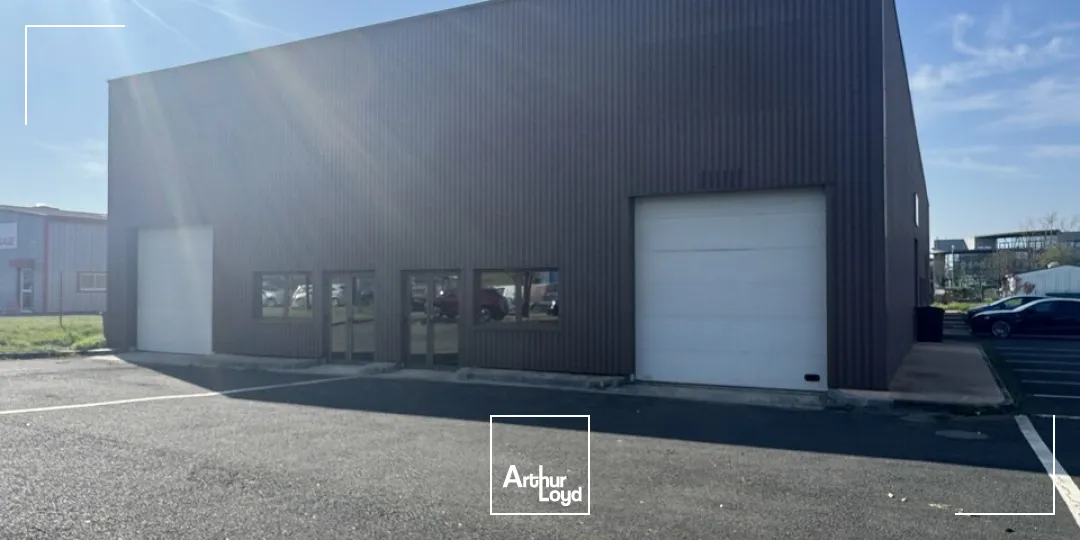 Locaux d'activité & Entrepôts - Location - MONTLOUIS SUR LOIRE - 37270 - 268-268 - 7671640