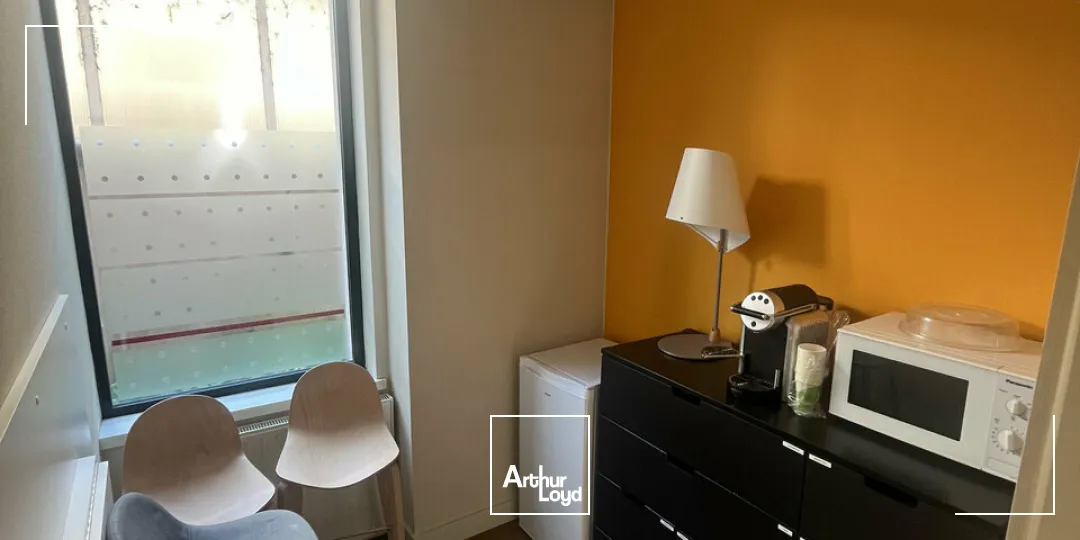 Locaux commerciaux - Location - SCHILTIGHEIM - 67300 - 156.96-156.96 - 7673215