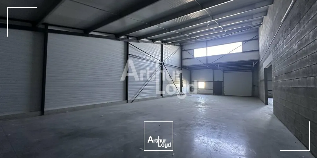 Locaux d'activité & Entrepôts - Location - LA BOUEXIERE - 35340 - 250-750 - 7673288