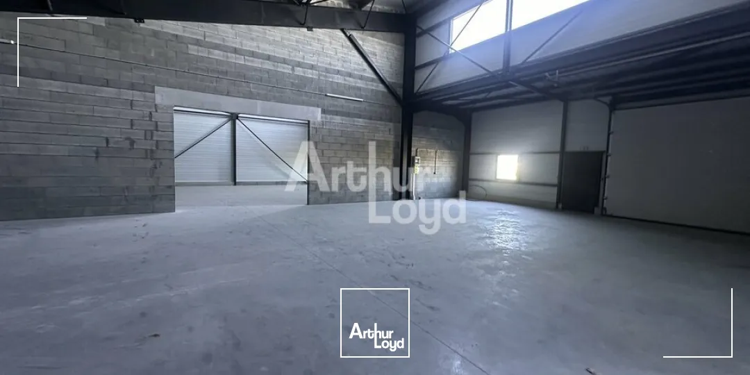 Locaux d'activité & Entrepôts - Location - LA BOUEXIERE - 35340 - 250-750 - 7673289