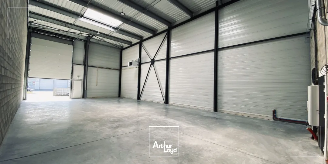 Locaux d'activité & Entrepôts - Vente - MARIGNANE - 13700 - 463-1391 - 7673379