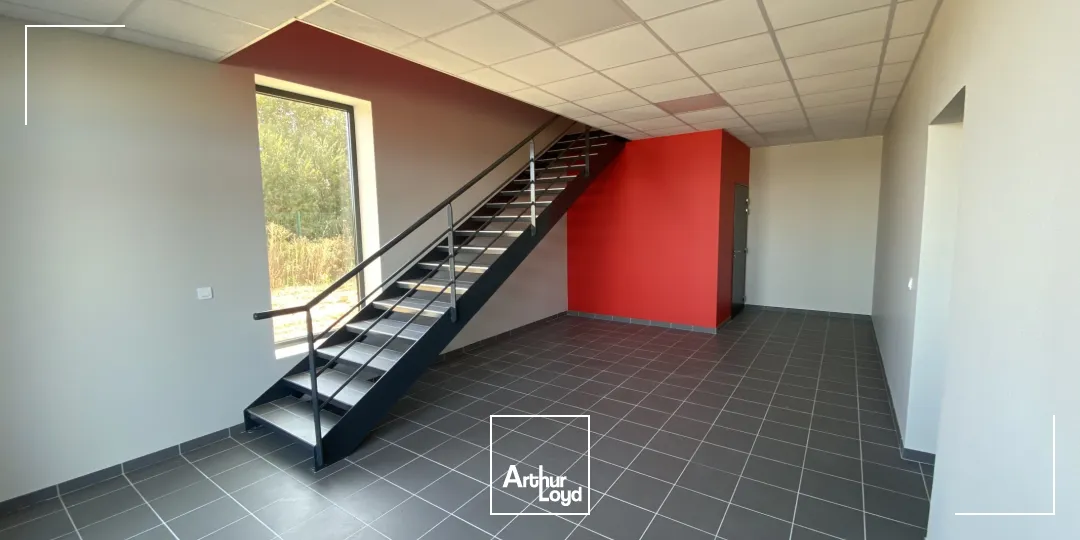 Locaux d'activité & Entrepôts - Vente - MARIGNANE - 13700 - 238-3077 - 7673398
