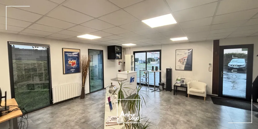 Locaux d'activité & Entrepôts - Location - REZE - 44400 - 240-240 - 7673594