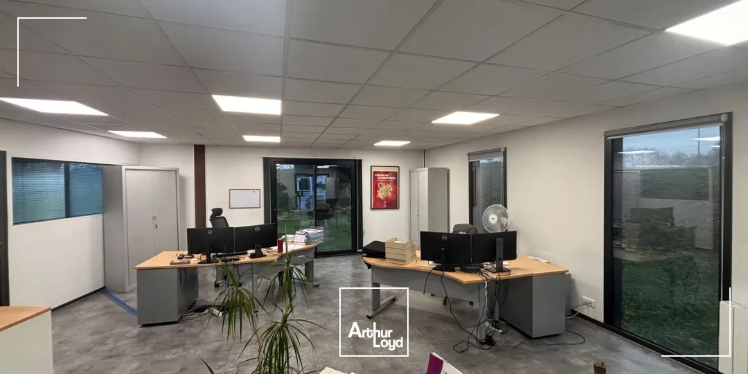 Locaux d'activité & Entrepôts - Location - REZE - 44400 - 240-240 - 7673595