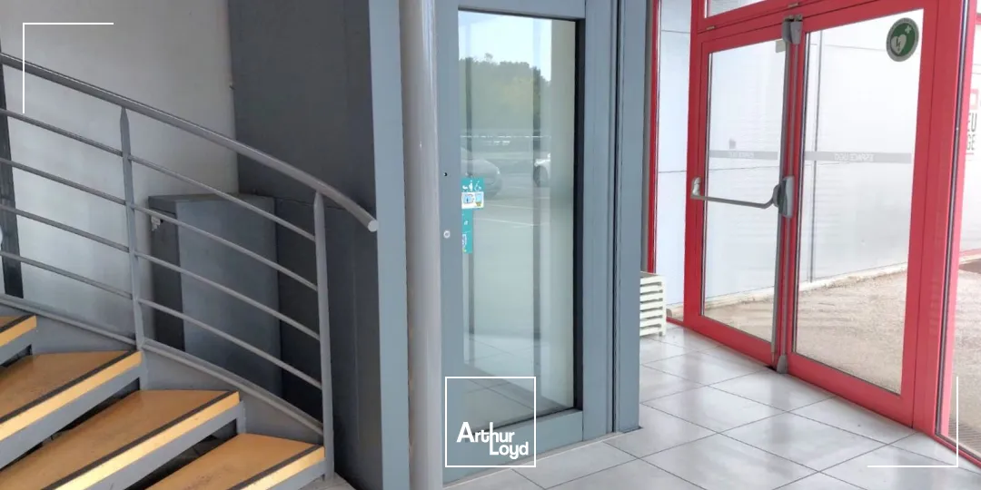 Bureaux - Location - SIX FOURS LES PLAGES - 83140 - 220-220 - 7673955