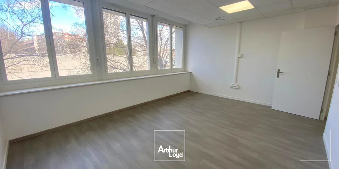 Bureaux - Location - MARSEILLE - 13008 - 90-90 - 7673962