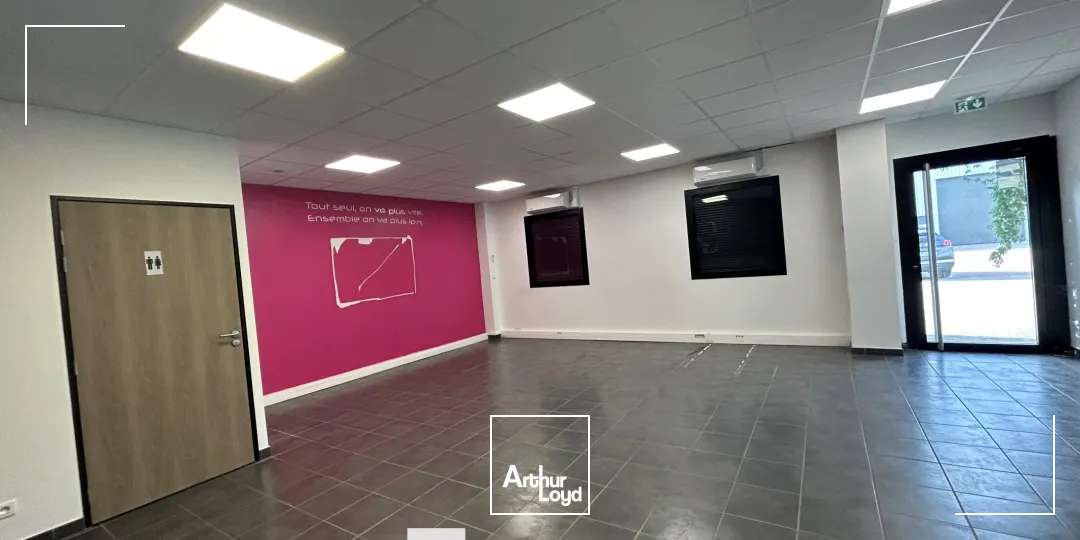 Locaux d'activité & Entrepôts - Location - SAINT PRIEST - 69800 - 330-330 - 7674243