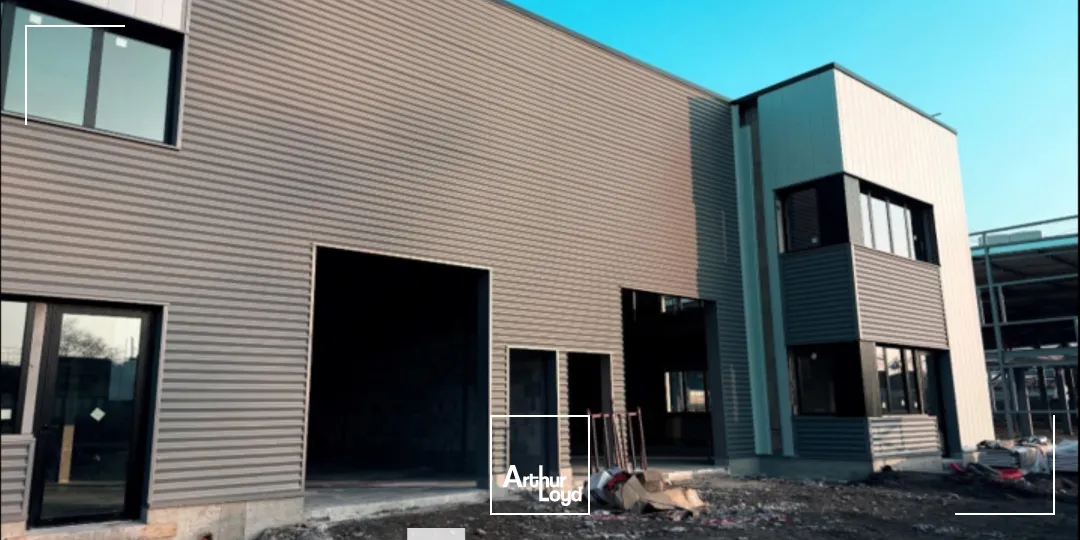 Locaux d'activité & Entrepôts - Location - OULLINS-PIERRE-BÉNITE - 69310 - 323-676 - 7674260