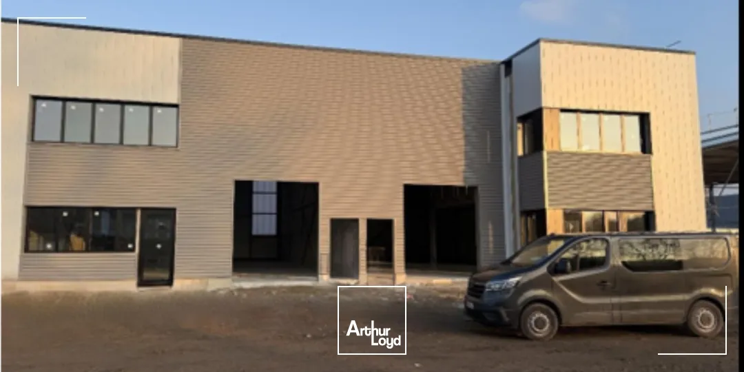 Locaux d'activité & Entrepôts - Location - OULLINS-PIERRE-BÉNITE - 69310 - 323-676 - 7674263