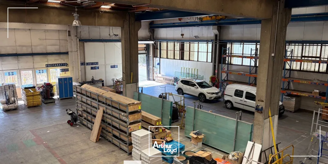 Locaux d'activité & Entrepôts - Vente - SAINT PRIEST - 69800 - 9232-9232 - 7674286