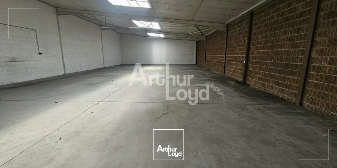 Locaux d'activité & Entrepôts - Location - SAINT-BARTHÉLEMY-D'ANJOU - 49124 - 400-400 - 7674463