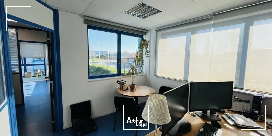 Locaux d'activité & Entrepôts - Location - HARFLEUR - 76700 - 240-240 - 7674525