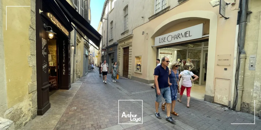 Locaux commerciaux - Cession - NIMES - 30000 - 29-29 - 7674589