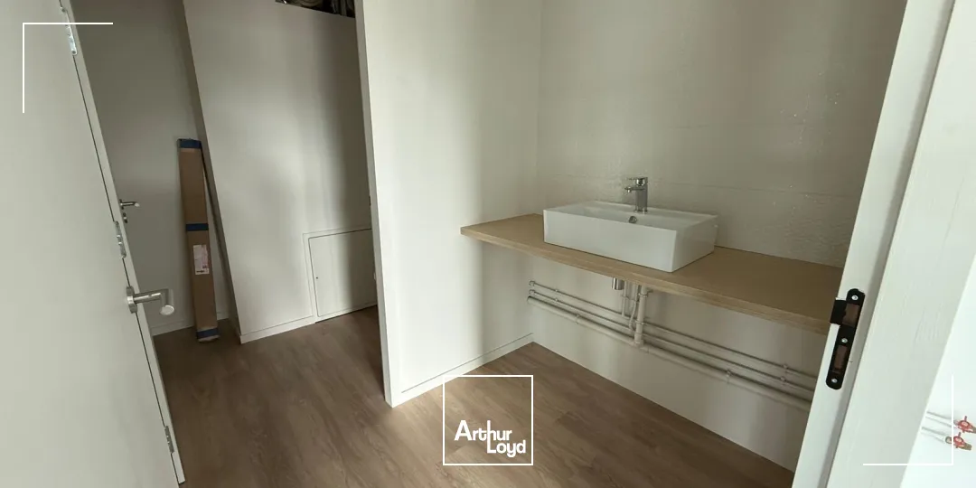 Bureaux - Location - LORIENT - 56100 - 135-135 - 7674627