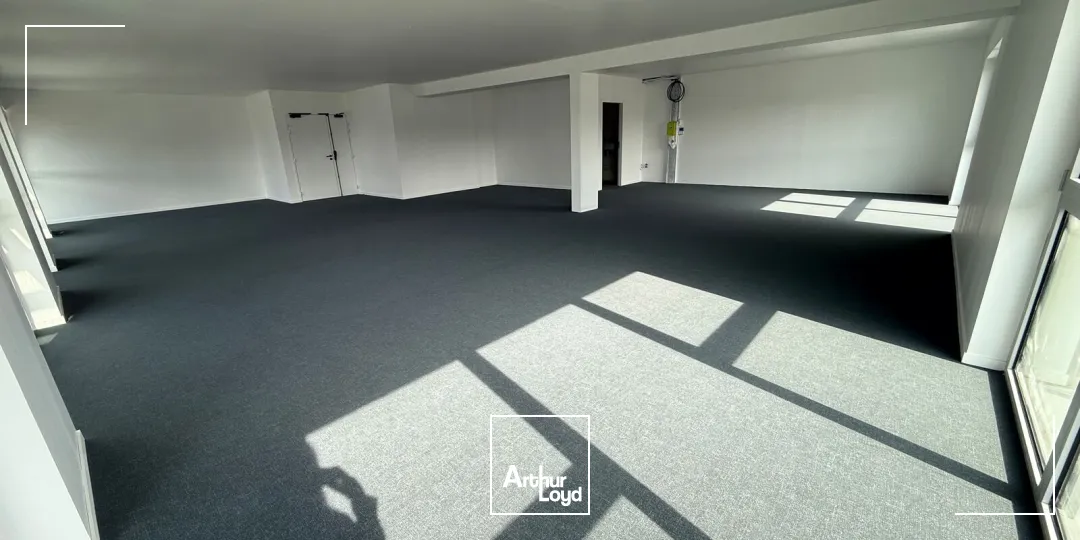 Bureaux - Location - LORIENT - 56100 - 135-135 - 7674625