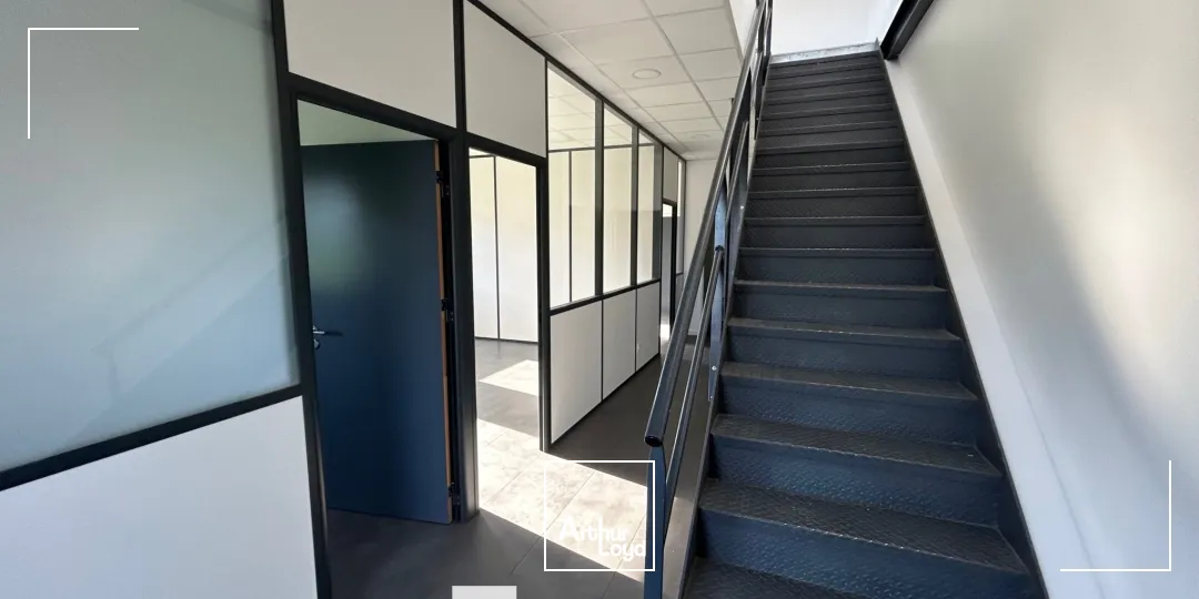 Locaux d'activité & Entrepôts - Location - SAINT PRIEST - 69800 - 340-340 - 7675142