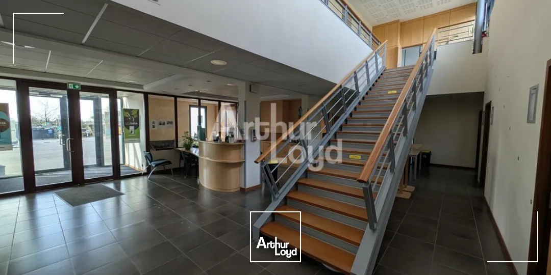 Locaux d'activité & Entrepôts - Vente - LA MÉZIÈRE - 35520 - 2150-2150 - 7675287