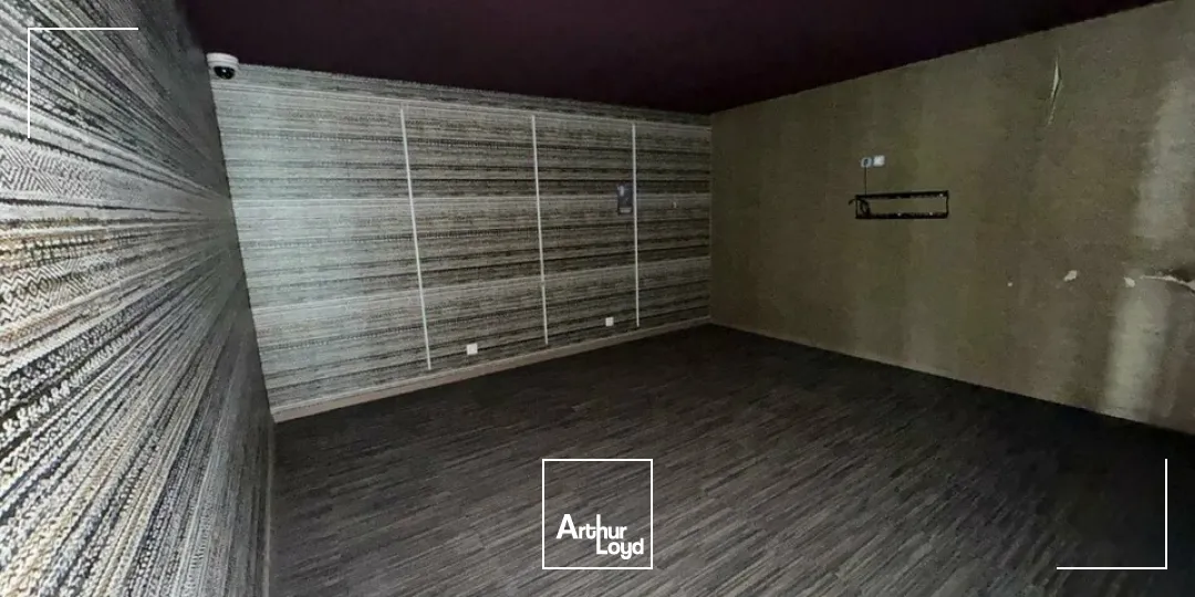 Locaux commerciaux - Location - CHÂTELLERAULT - 86100 - 794-794 - 7675314