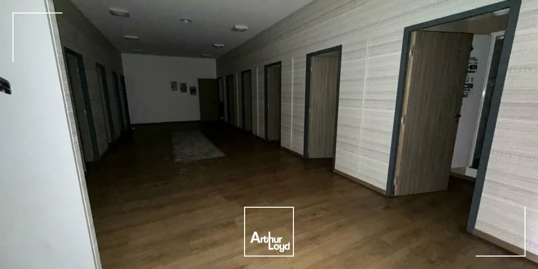 Locaux commerciaux - Location - CHÂTELLERAULT - 86100 - 794-794 - 7675315