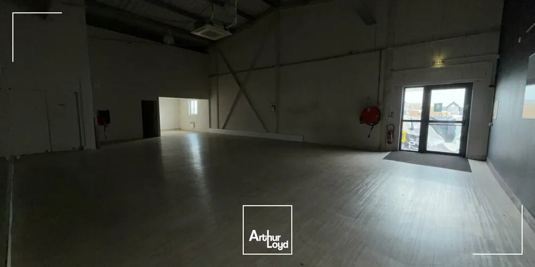 Locaux commerciaux - Location - CHÂTELLERAULT - 86100 - 794-794 - 7675319