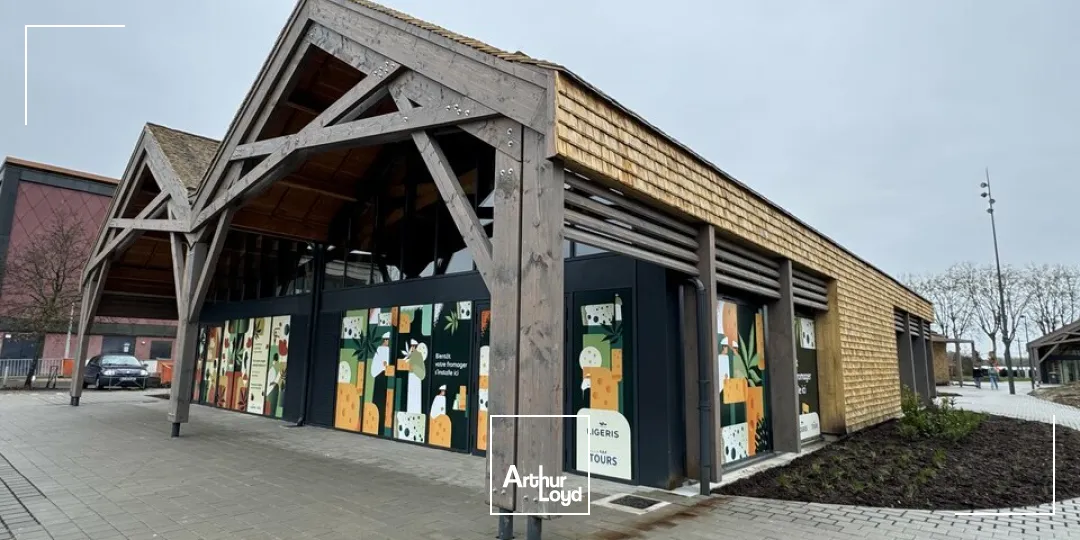 Locaux commerciaux - Location - TOURS - 37200 - 55.7-135 - 7675355