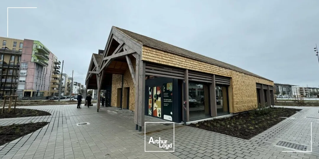 Locaux commerciaux - Location - TOURS - 37200 - 55.7-135 - 7675354