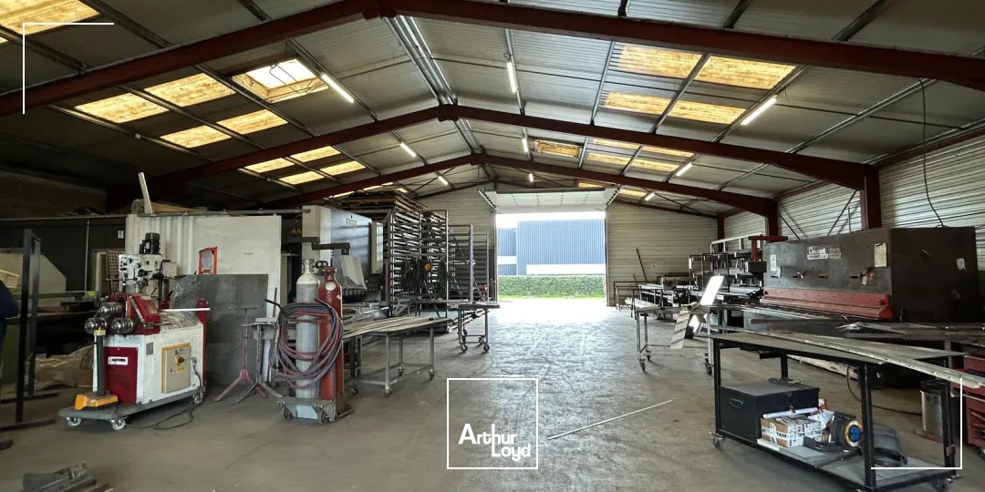 Locaux d'activité & Entrepôts - Vente - SAINT ANDRE DES EAUX - 44117 - 466-466 - 7675574