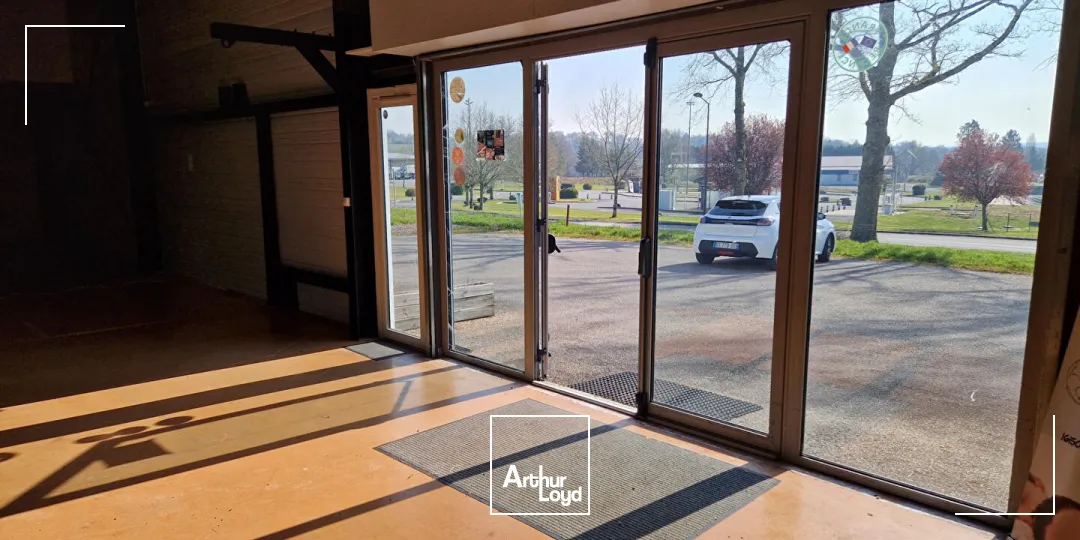 Locaux commerciaux - Vente - CHABANAIS - 16150 - 297-297 - 7675934